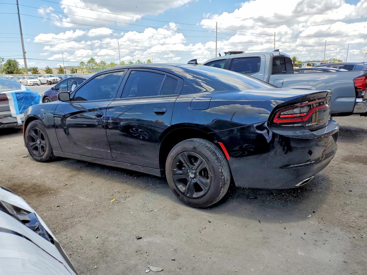 Dodge Charger Sxt