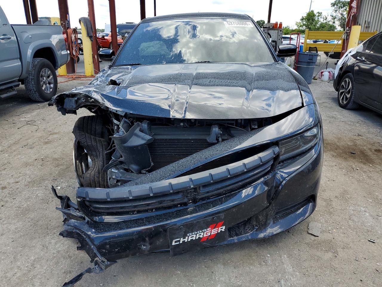 Dodge Charger Sxt