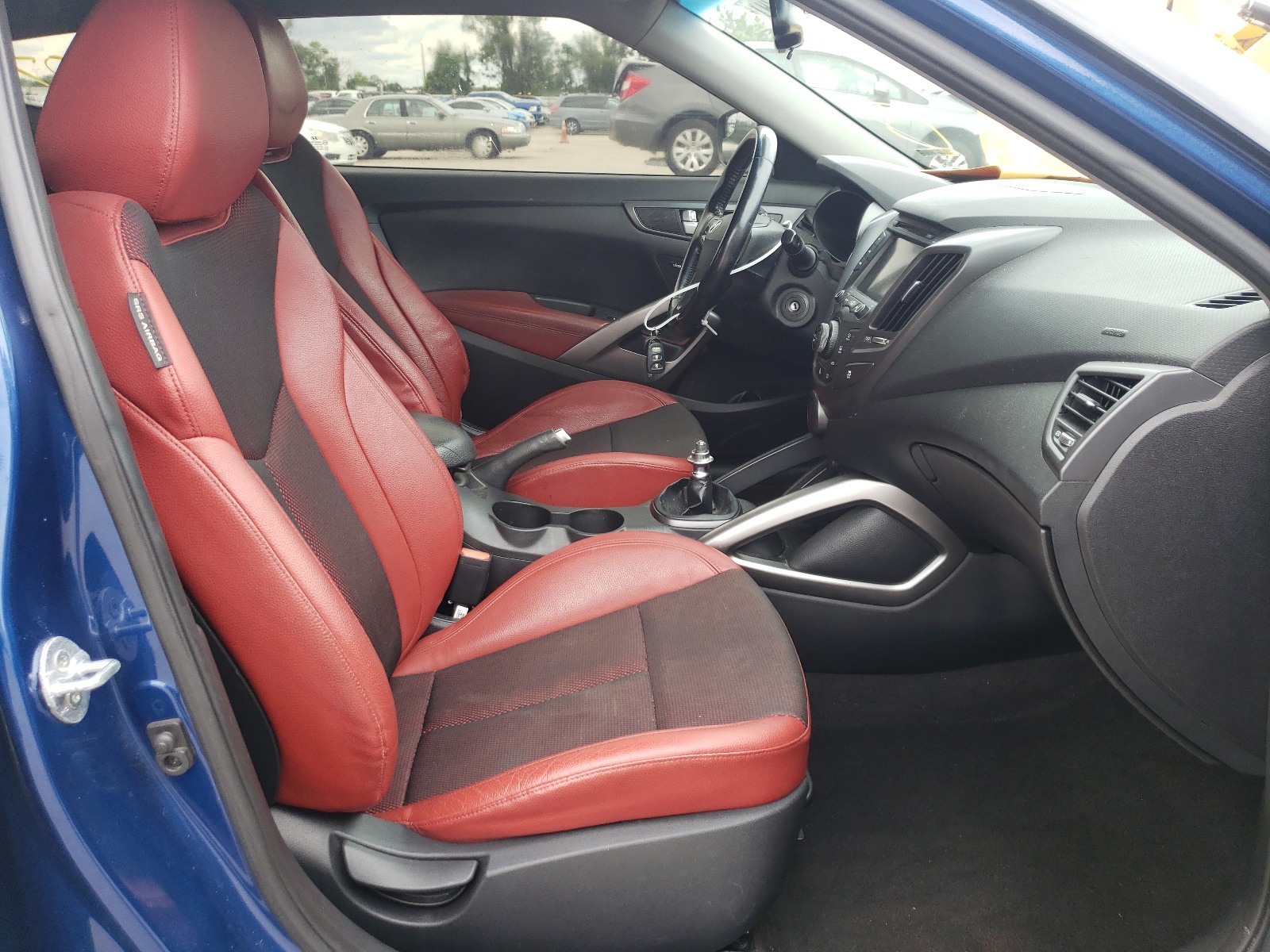 Hyundai VELOSTER Turbo