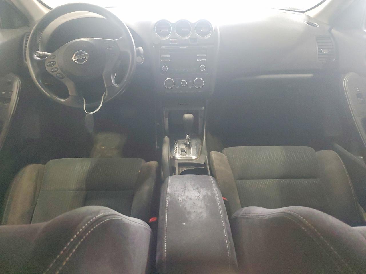 Nissan Altima S