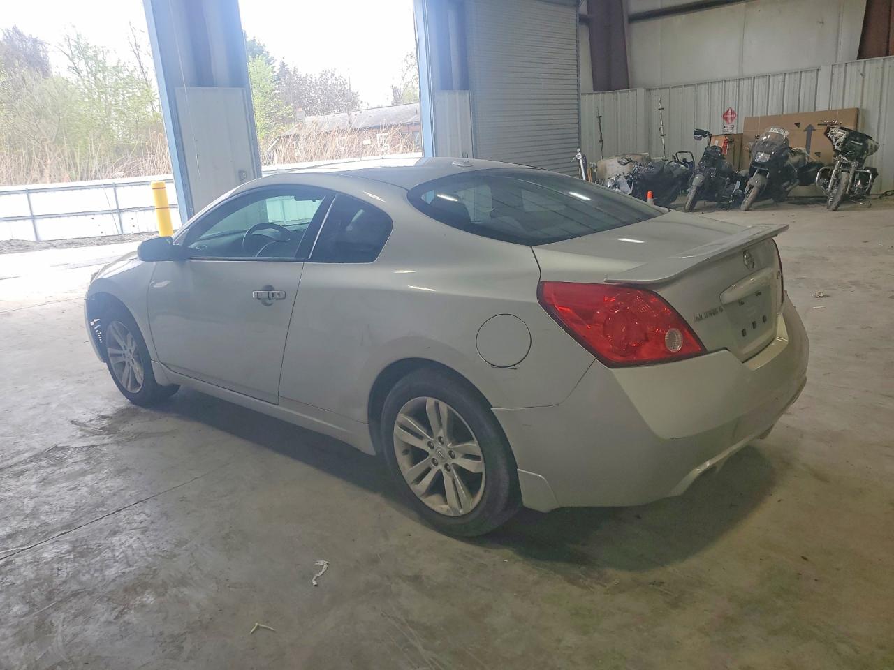 Nissan Altima S