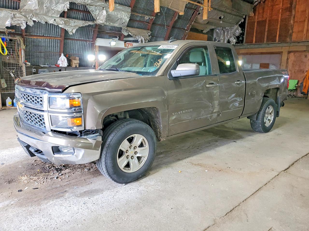 Salvage Chevrolet Silverado Image