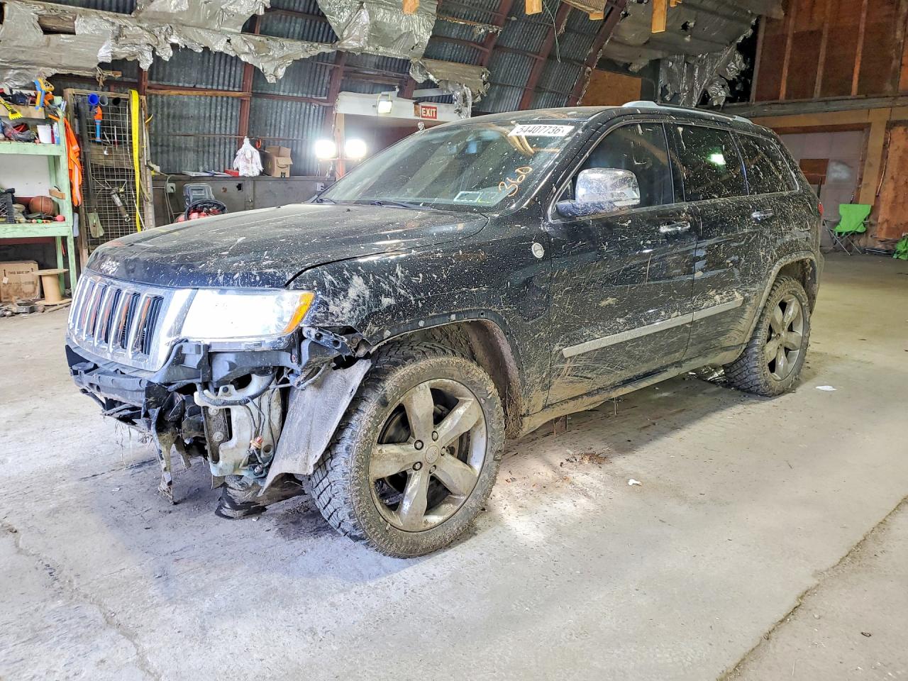Salvage Jeep Cherokee Image