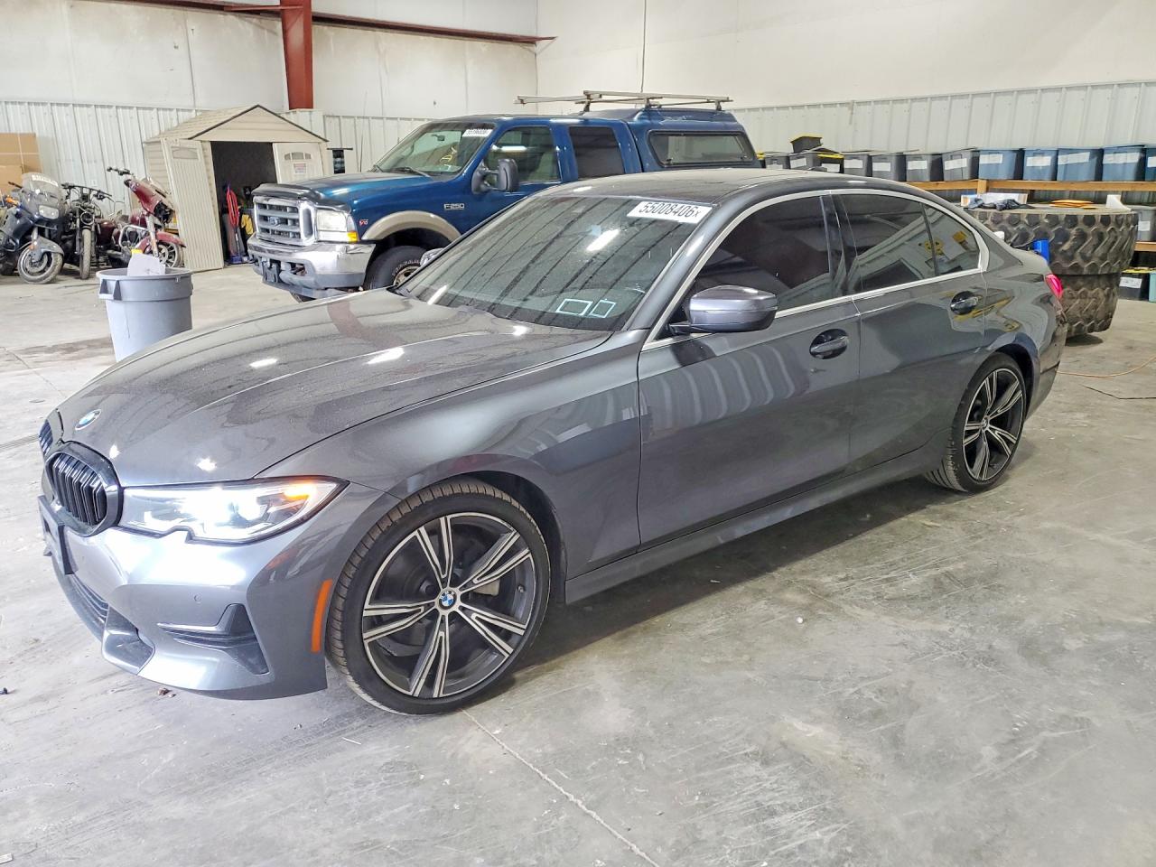Salvage BMW 3 Series Image