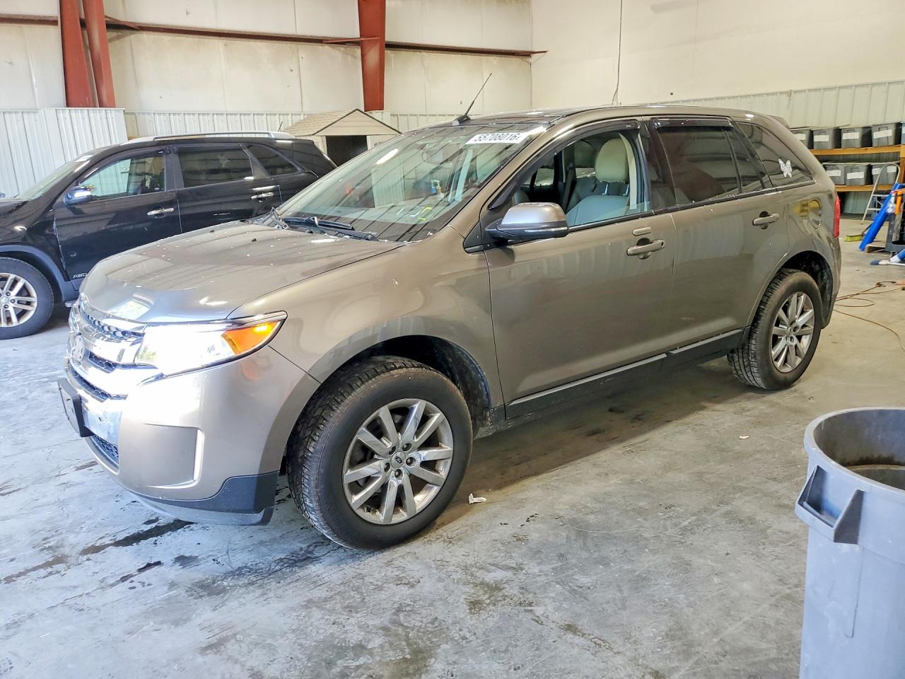 Salvage Ford Edge Image