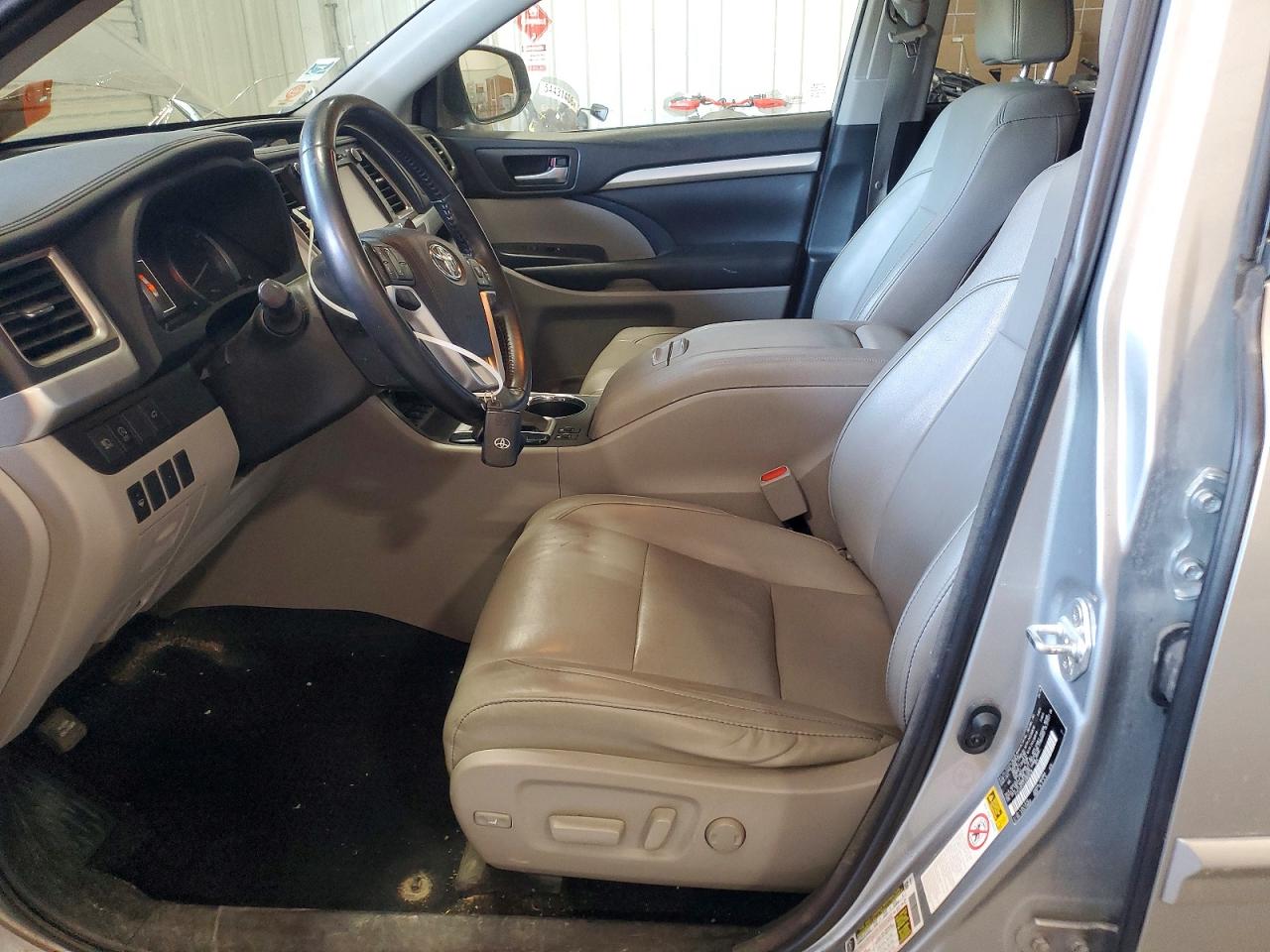 Toyota Highlander Xle
