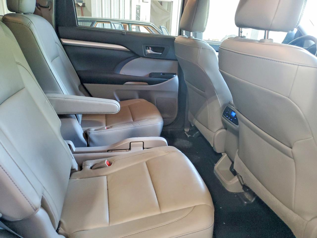 Toyota Highlander Xle