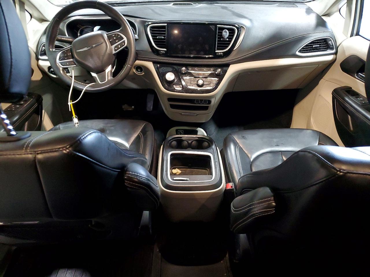Chrysler Pacifica Hybrid Touring L