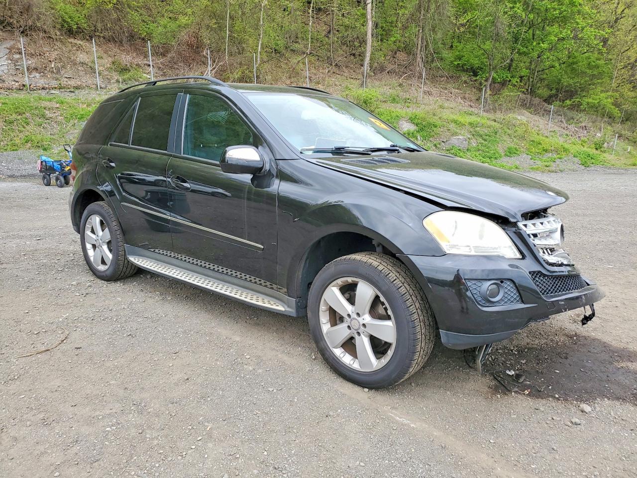 Mercedes-Benz M-Class 350