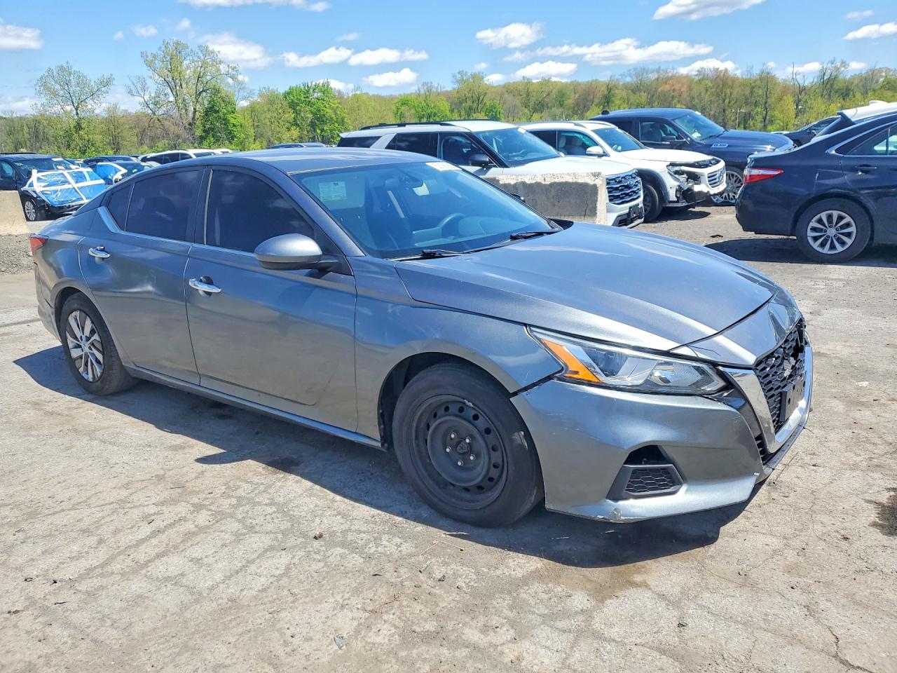 Nissan Altima S