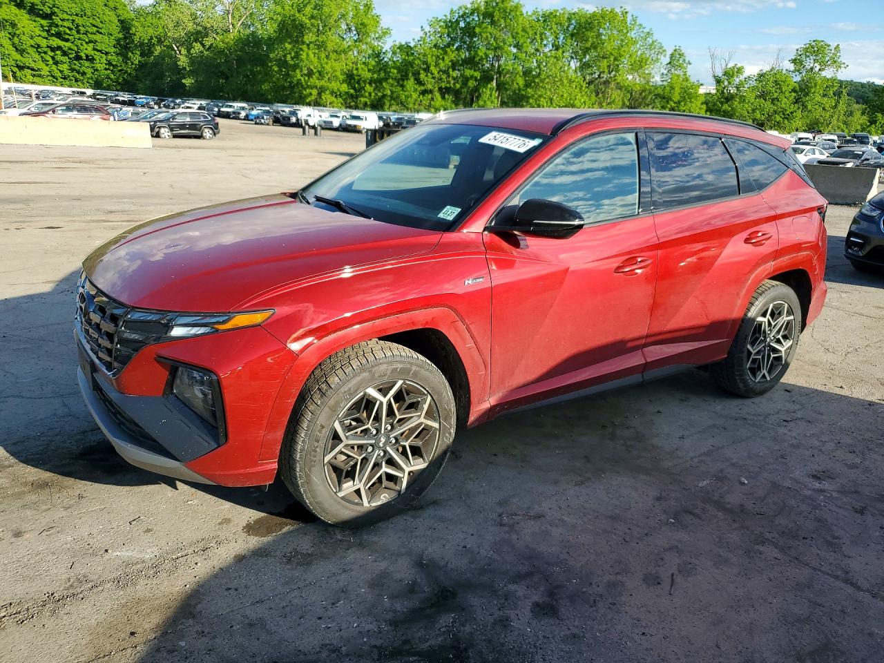 Salvage Hyundai TUCSON Image
