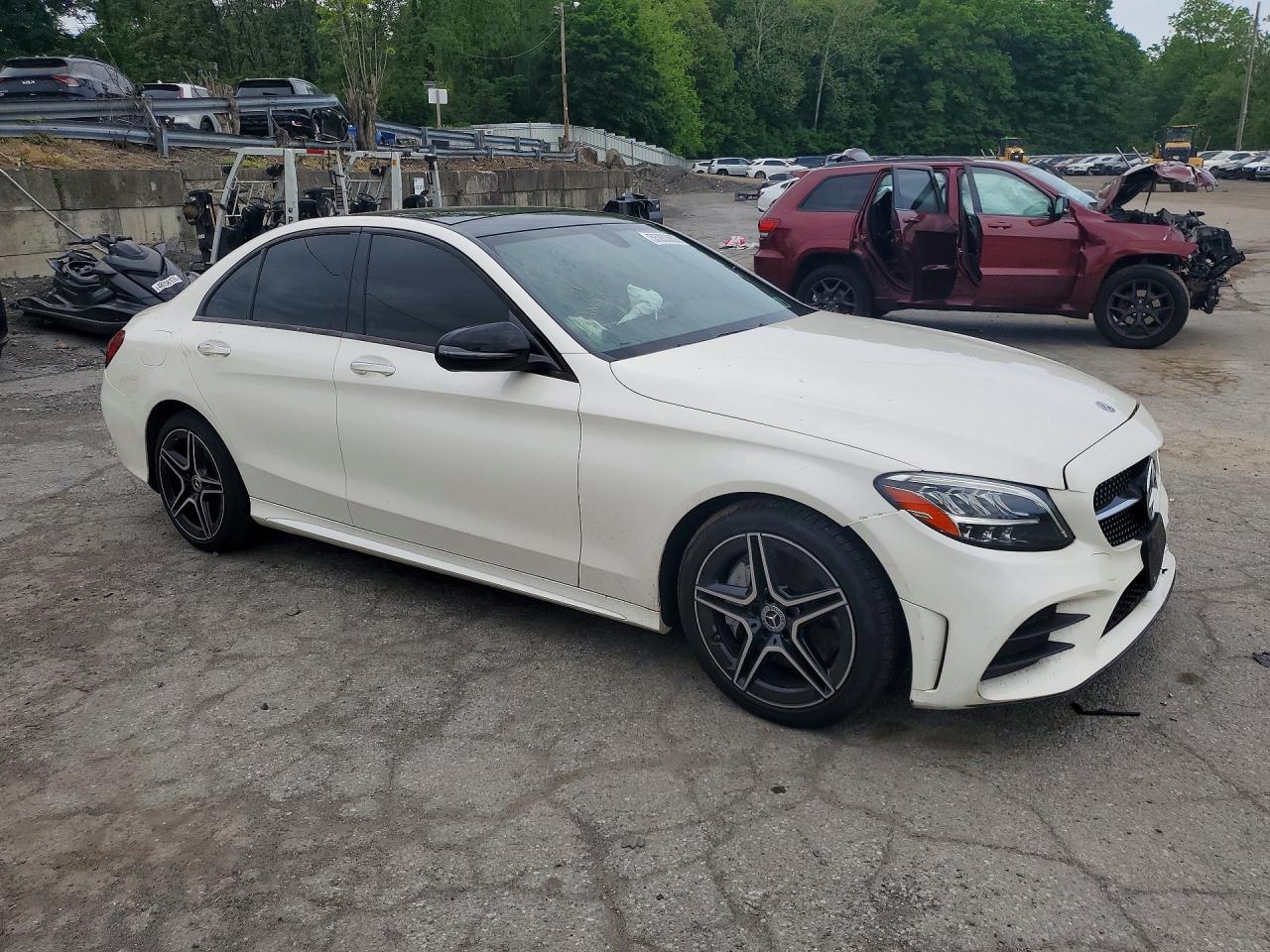 Mercedes-Benz C-Class 300 4matic