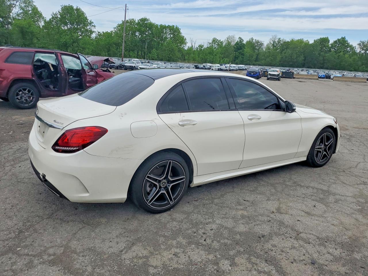 Mercedes-Benz C-Class 300 4matic
