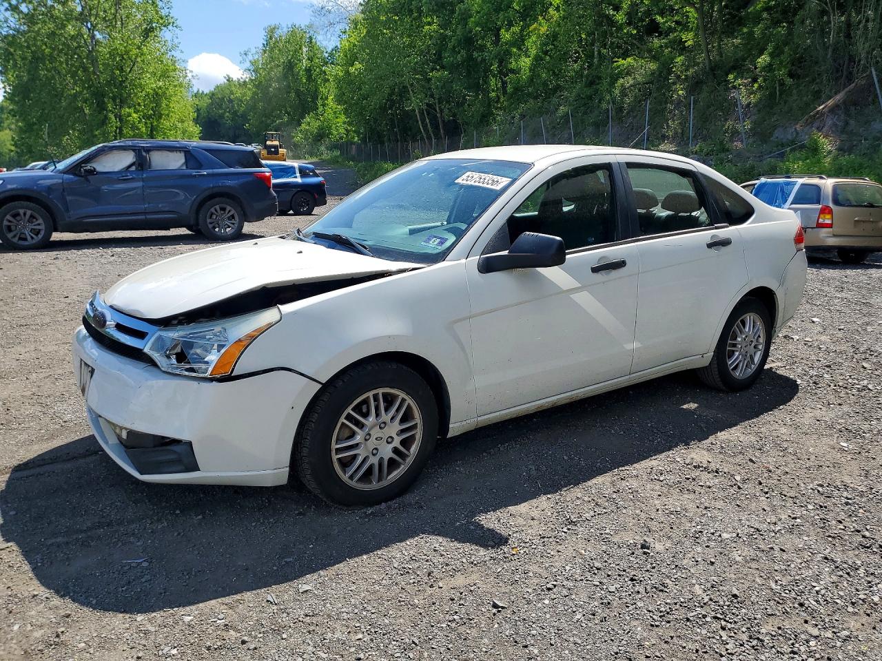 Salvage Ford Focus Image