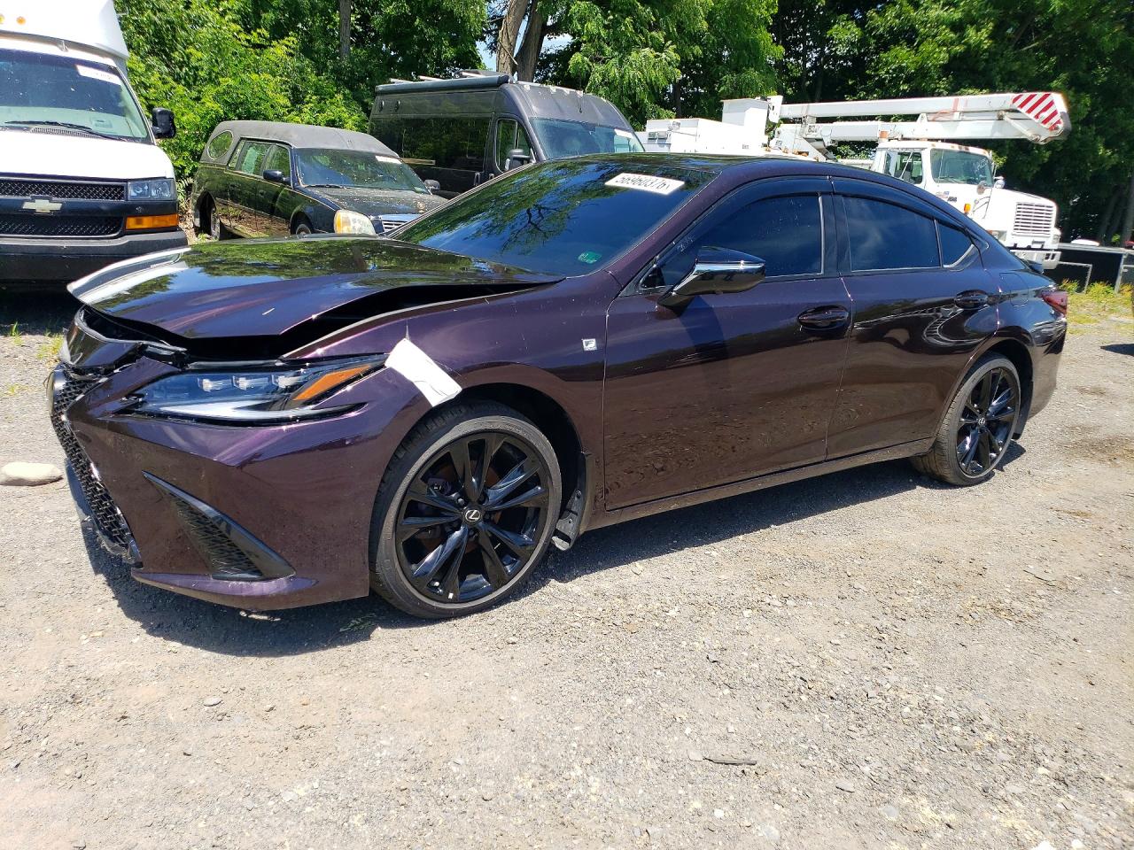 Salvage Lexus Es Image
