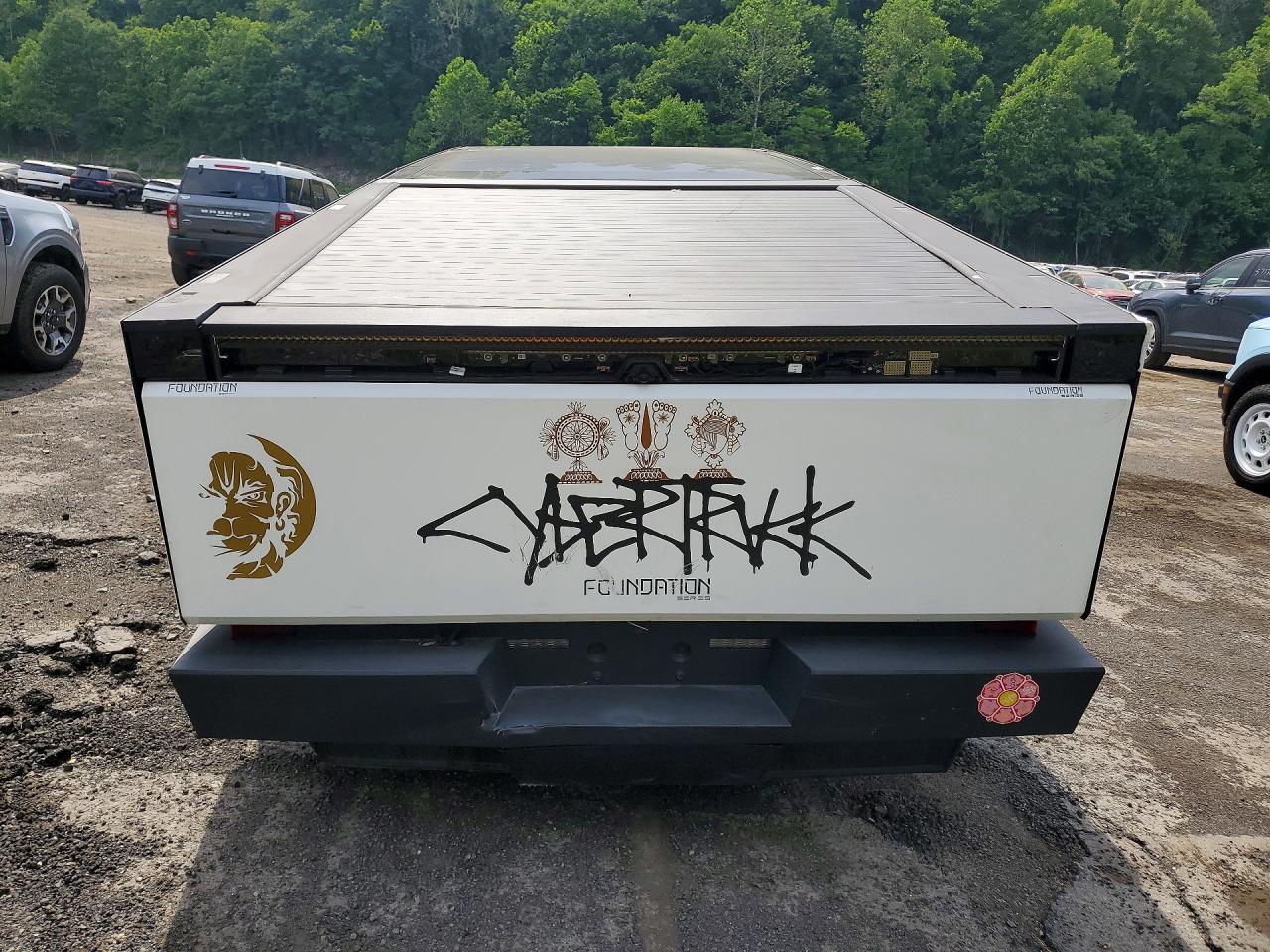 Tesla Cybertruck