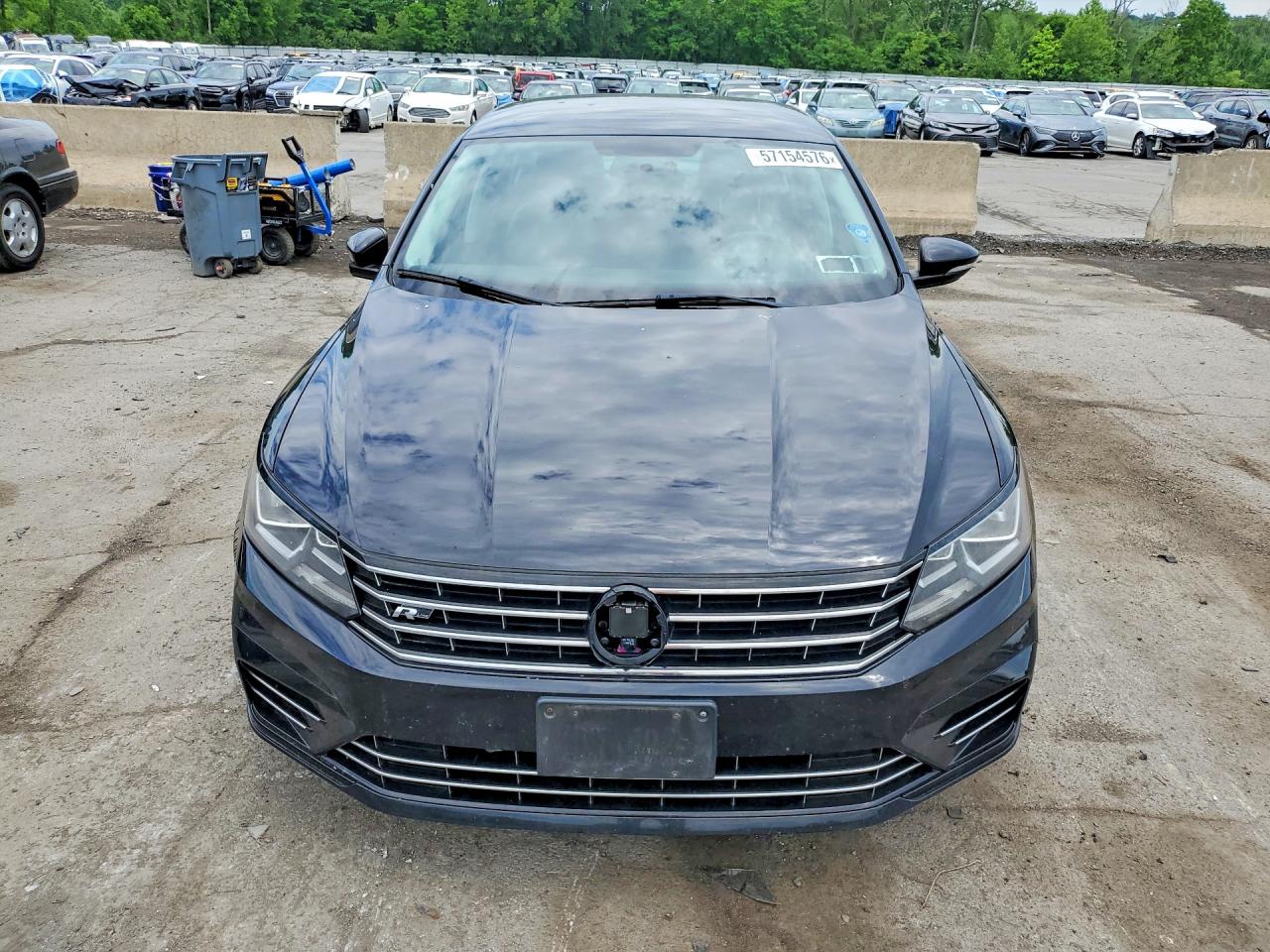 Volkswagen Passat R-line