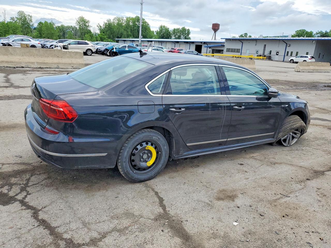 Volkswagen Passat R-line