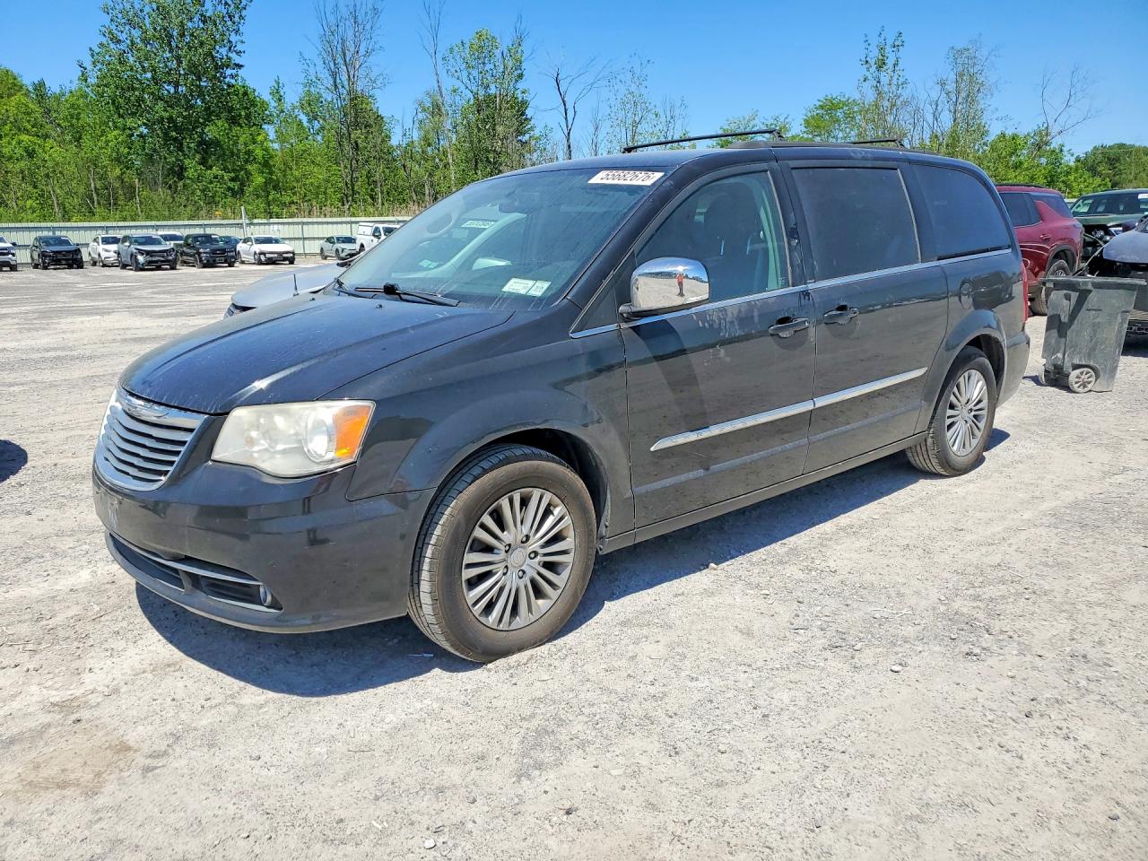 Salvage Chrysler Minivan Image