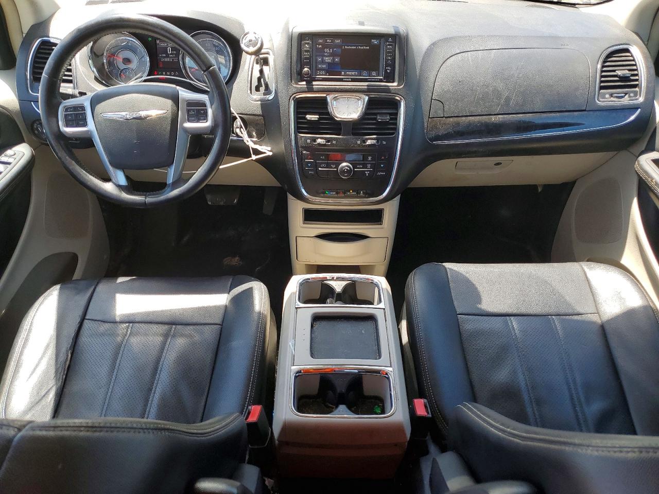 Chrysler Minivan Touring L