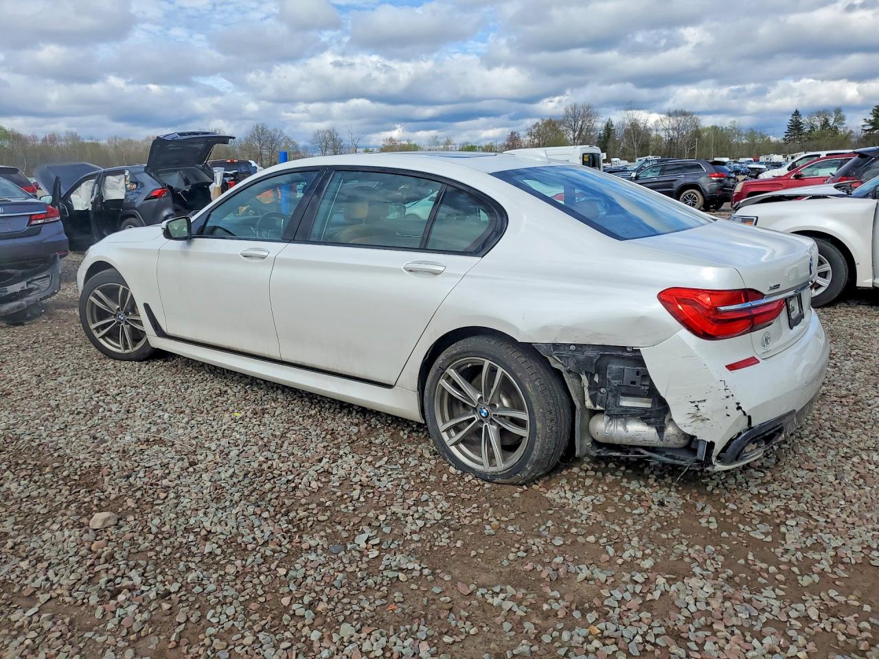 BMW 7 Series Xi