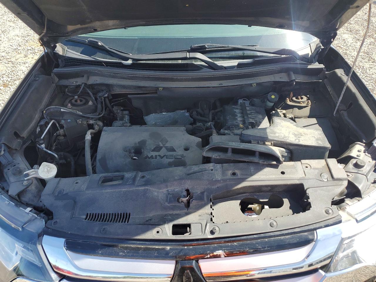 Mitsubishi Outlander Se