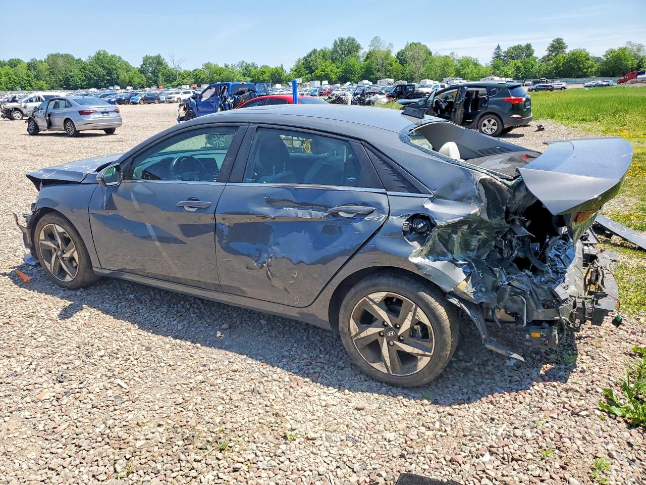 Hyundai ELANTRA Limited