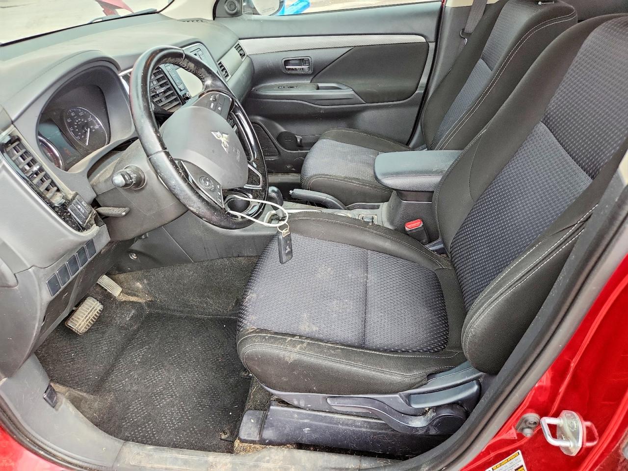 Mitsubishi Outlander Se