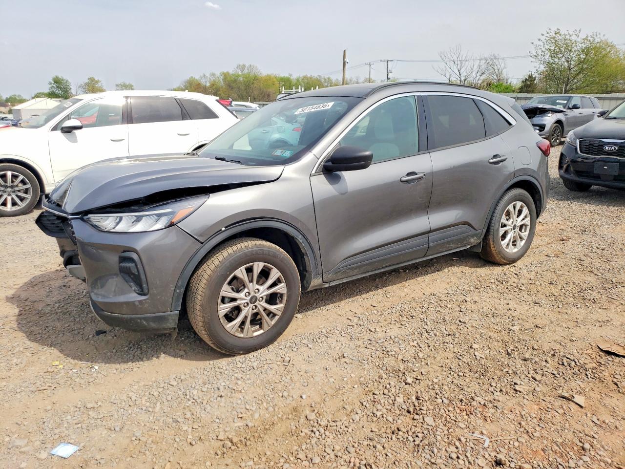 Salvage Ford Escape Image