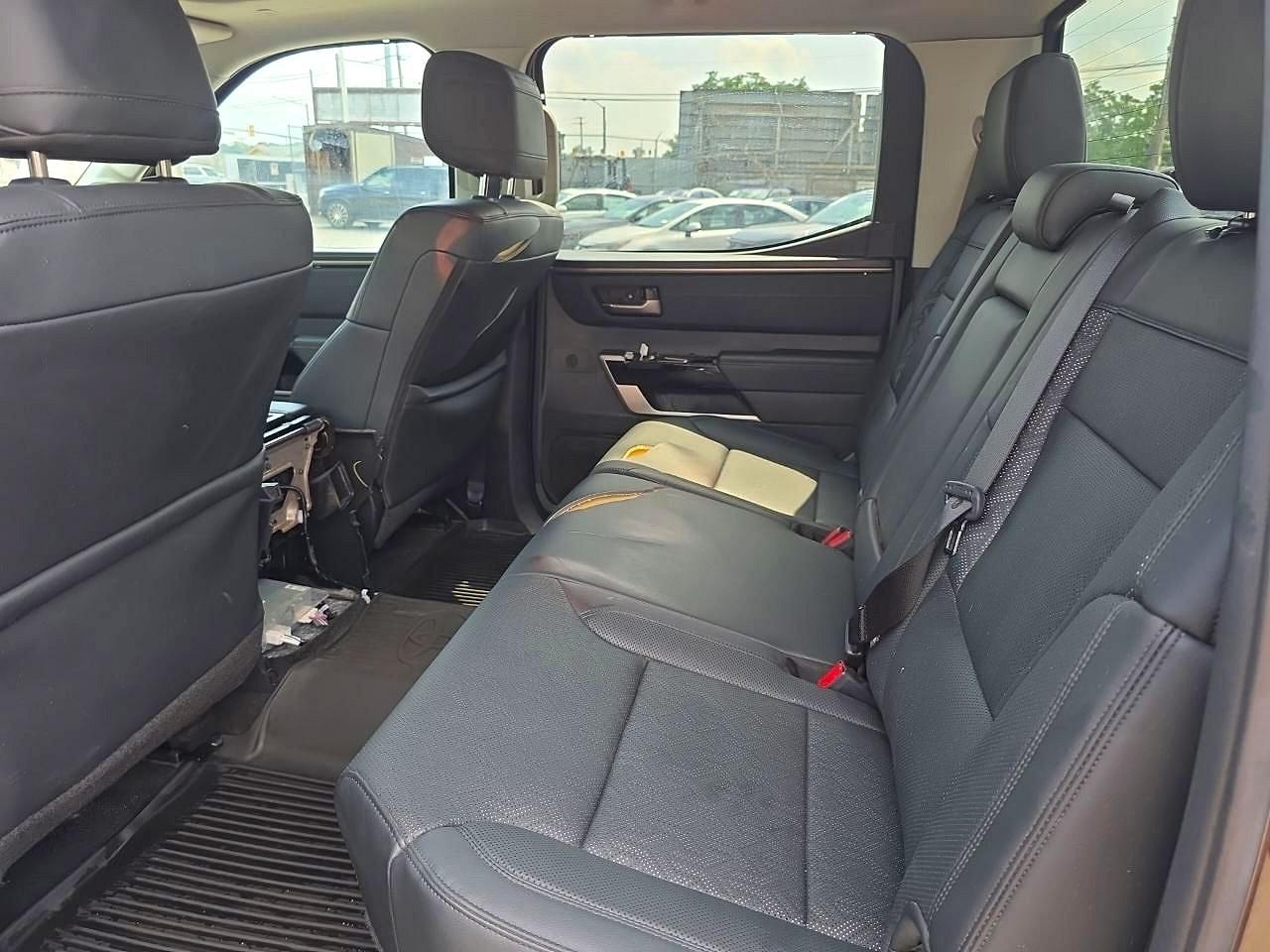 Toyota Tundra Limited