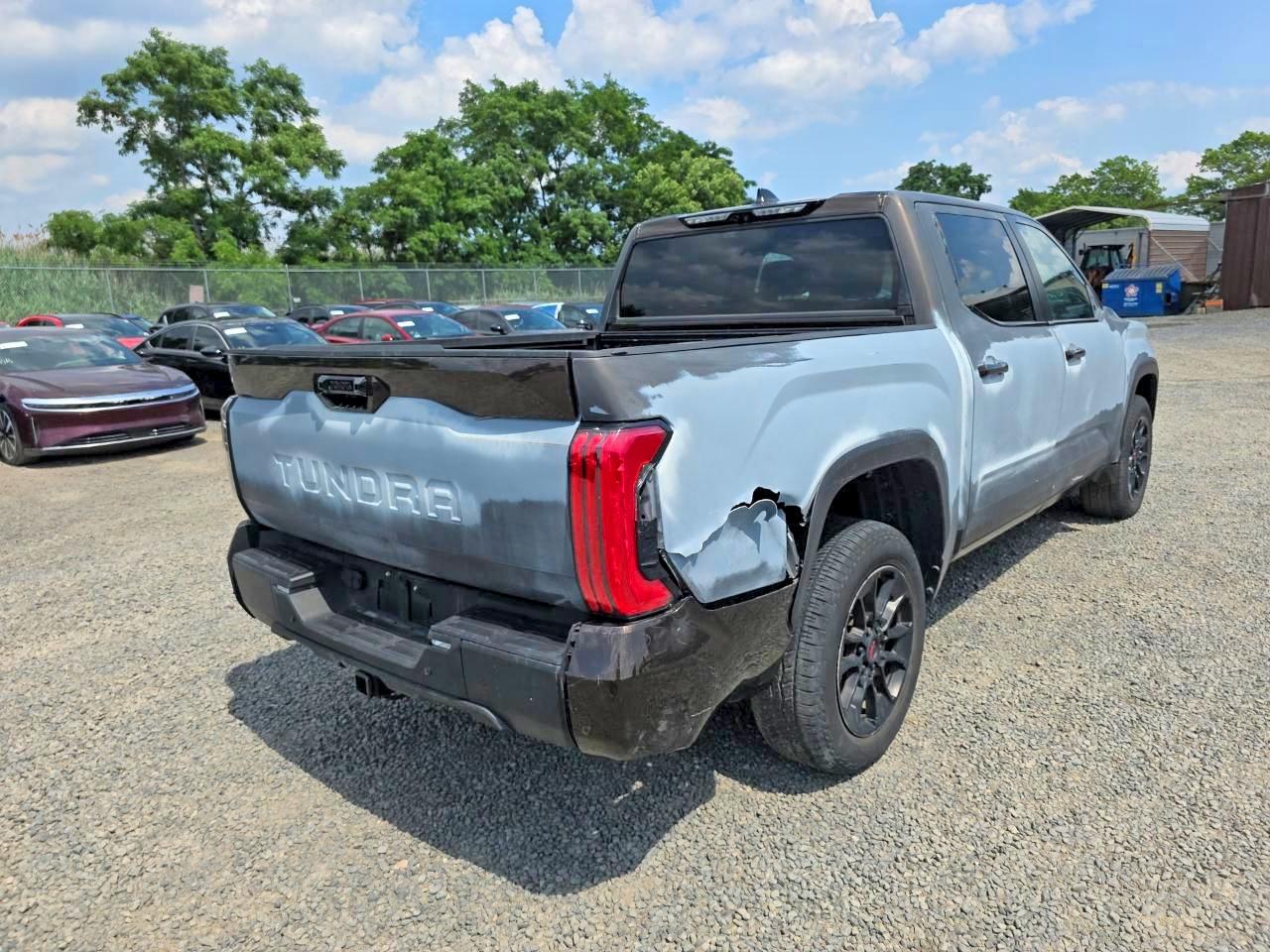 Toyota Tundra Limited