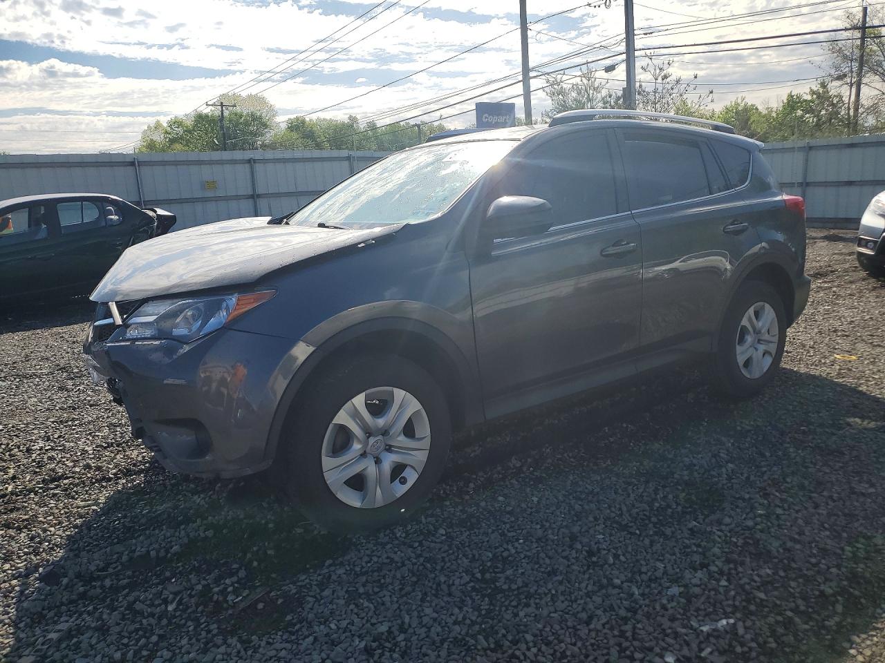 Salvage Toyota RAV4 Image