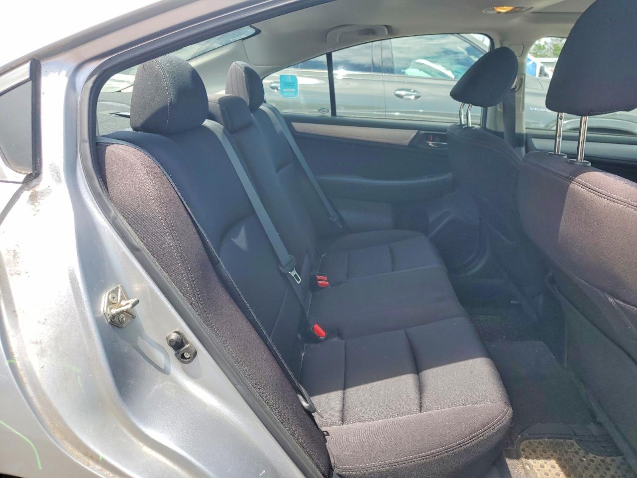 Subaru Legacy 2.5i Premium