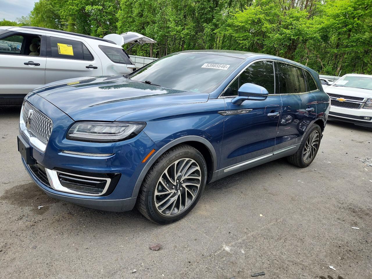 Salvage Lincoln Nautilus Image