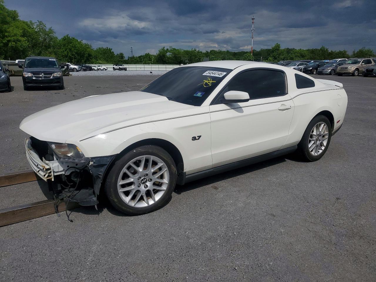 Salvage Ford Mustang Image