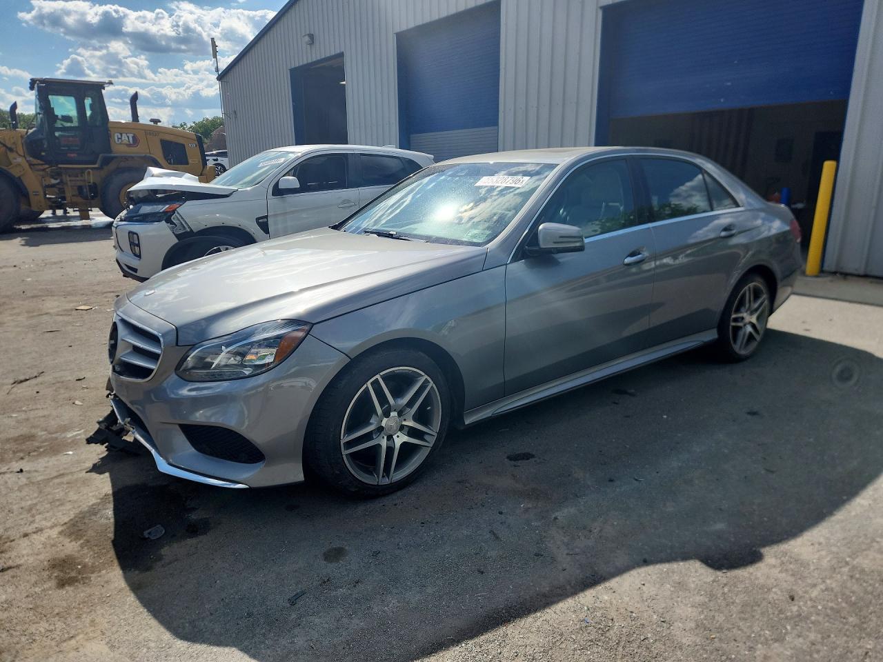 Salvage Mercedes-Benz E-Class Image