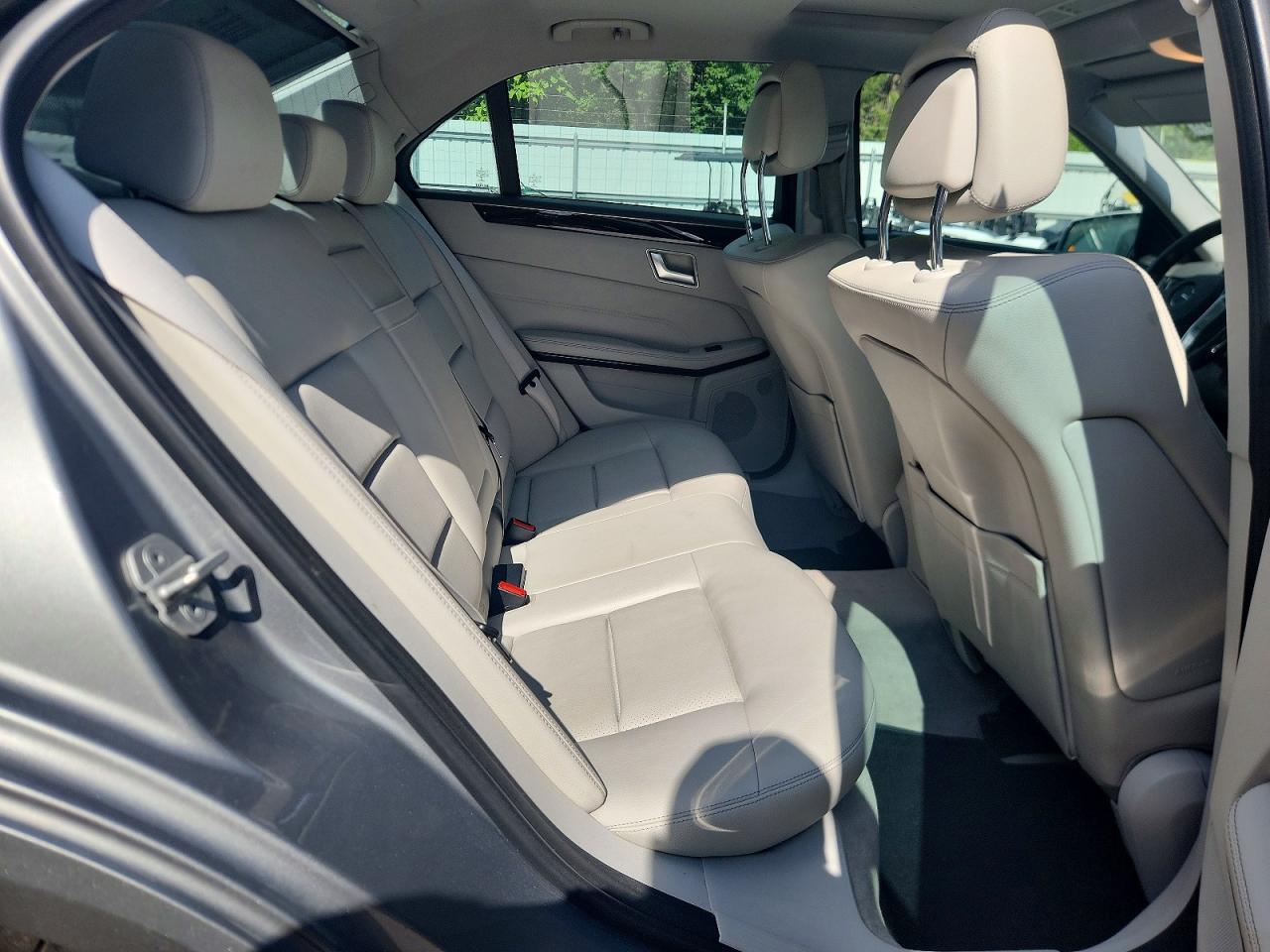 Mercedes-Benz E-Class 350