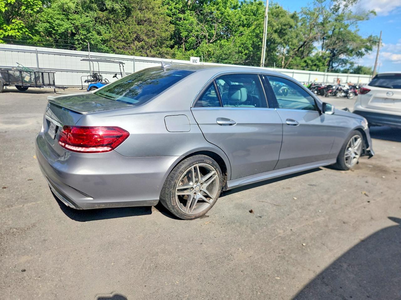 Mercedes-Benz E-Class 350