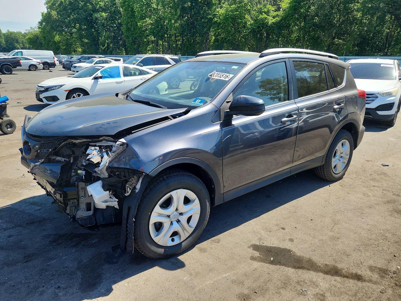 Salvage Toyota RAV4 Image