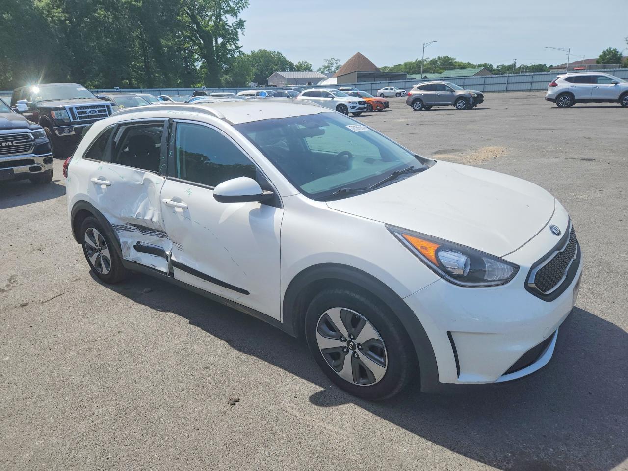 Kia Niro Lx