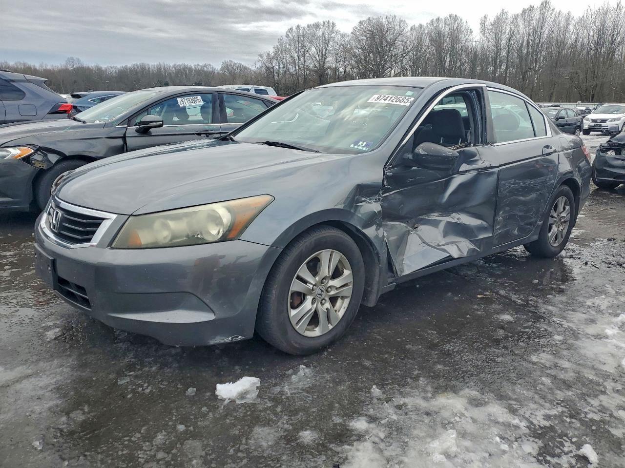 Salvage Honda Accord Image