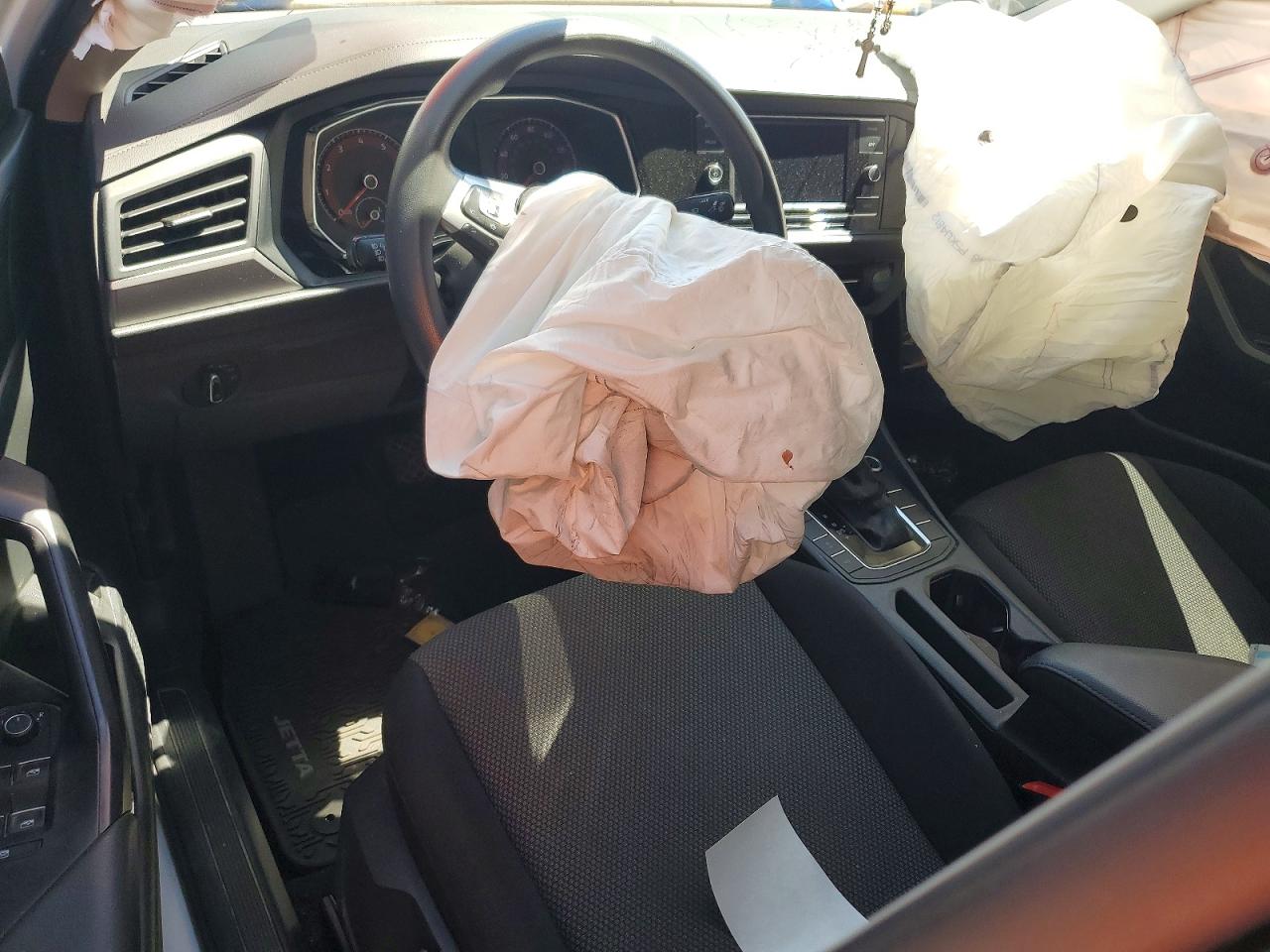 Volkswagen Jetta S