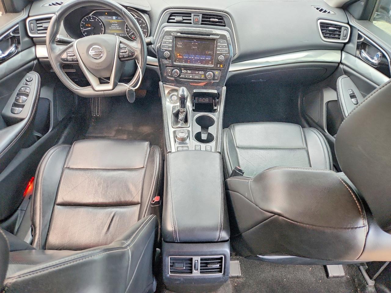 Nissan Maxima Sv