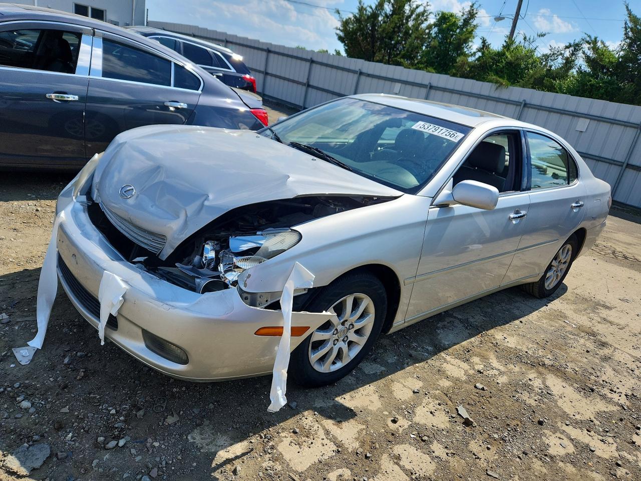 Salvage Lexus Es Image