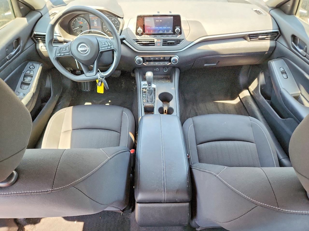Nissan Altima S