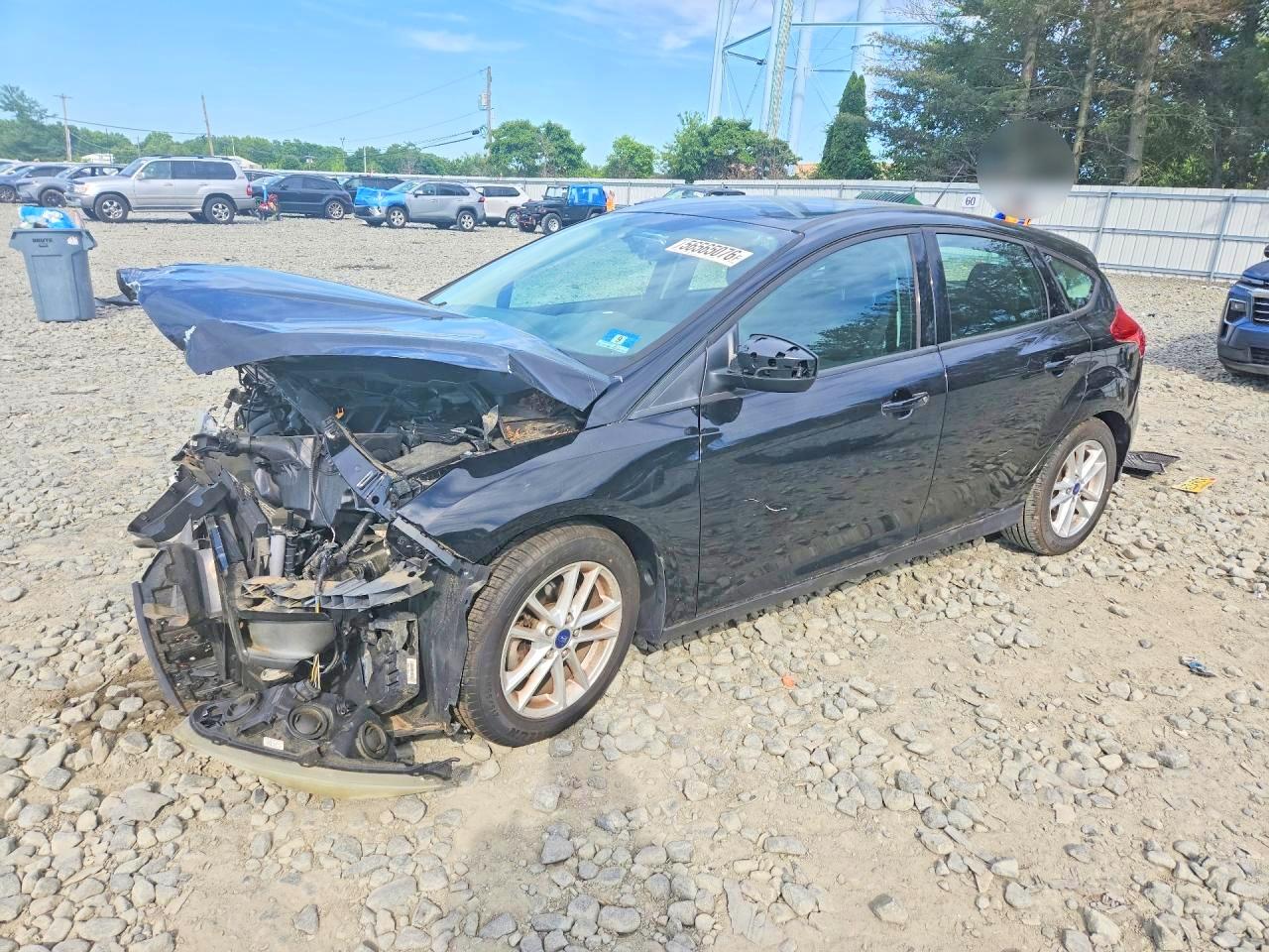Salvage Ford Focus Image