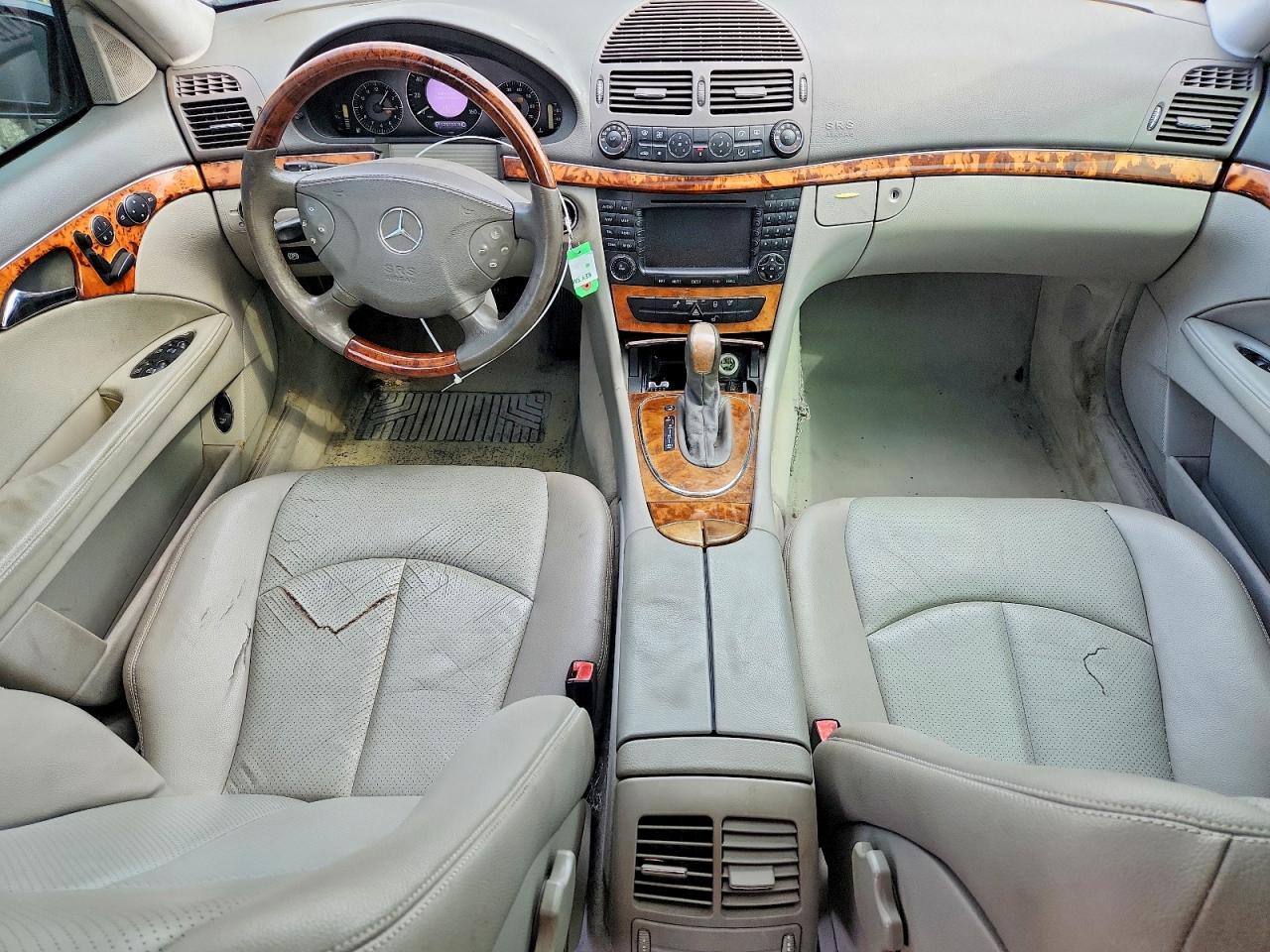 Mercedes-Benz E-Class 320
