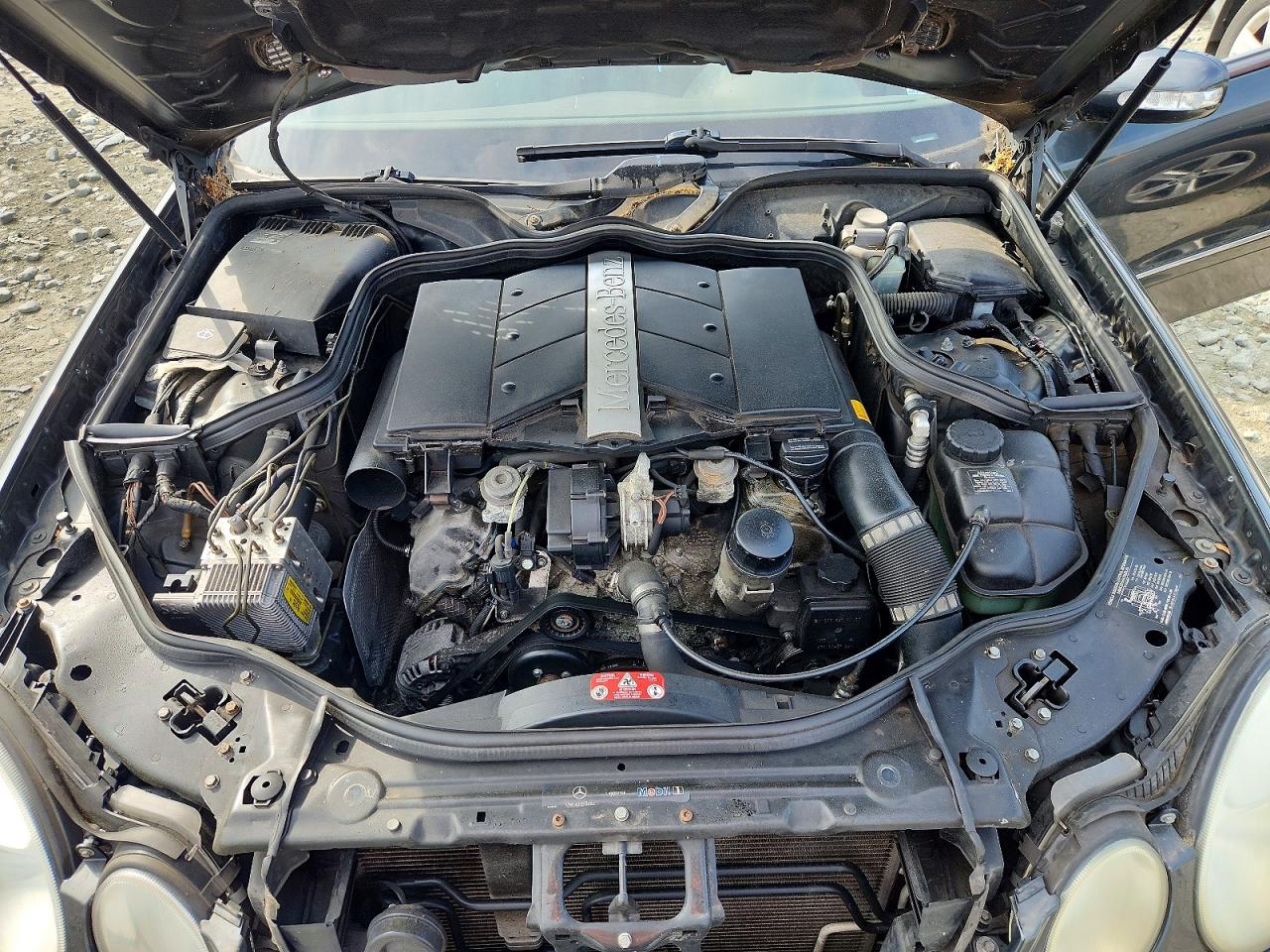 Mercedes-Benz E-Class 320