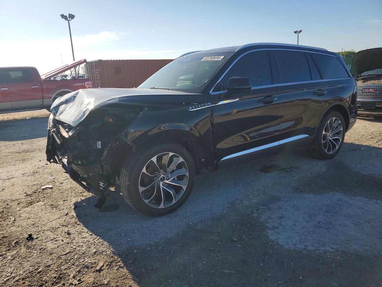 Salvage Lincoln Aviator Image