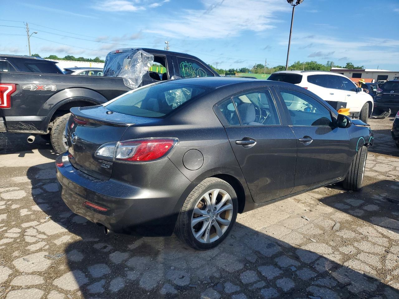 Mazda Mazda3 S